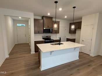 214 Parker Ln, Mebane, NC 27302