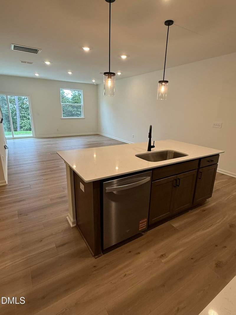 214 Parker Ln, Mebane, NC 27302