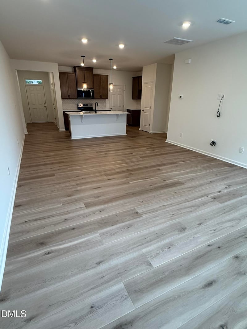 214 Parker Ln, Mebane, NC 27302