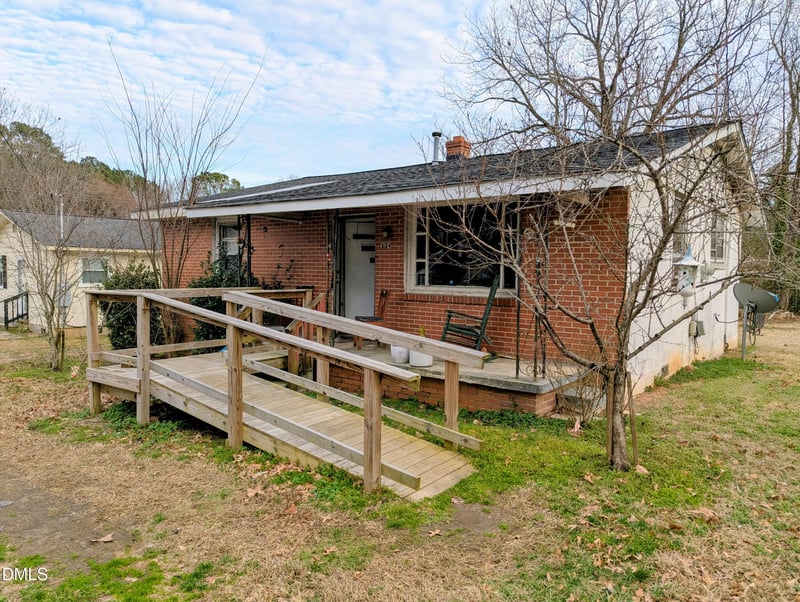 214 Persimmon St, Youngsville, NC 27596