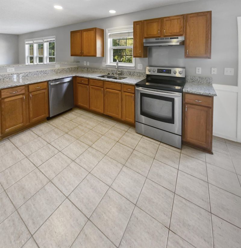 214 Pikeview Ln, Apex, NC 27502