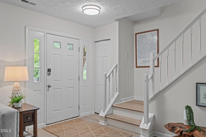 214 Rosebrooks Dr, Cary, NC 27513