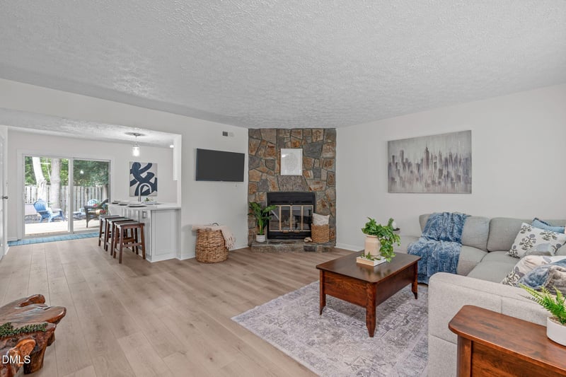 214 Rosebrooks Dr, Cary, NC 27513