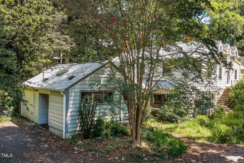214 Spring Ln, Chapel Hill, NC 27514