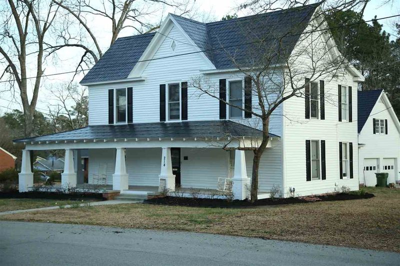 214 E Spring St, Fuquay Varina, NC 27526