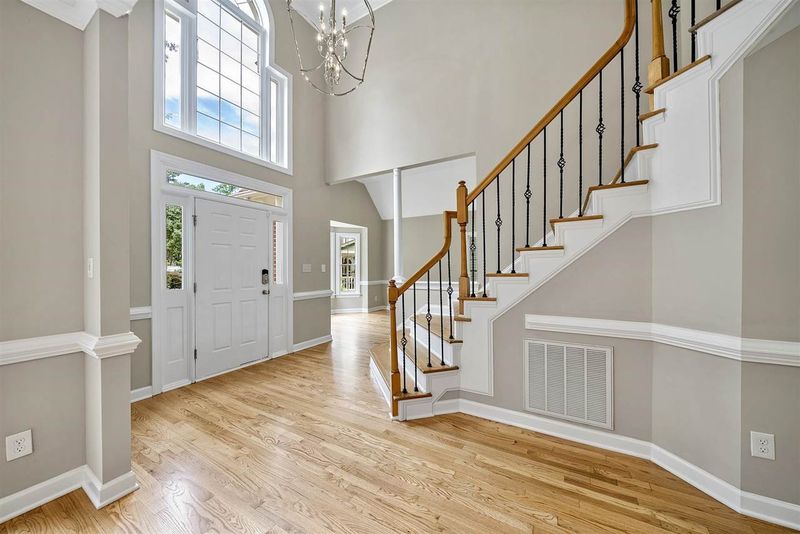 214 Stillman Creek Dr, Cary, NC 27519