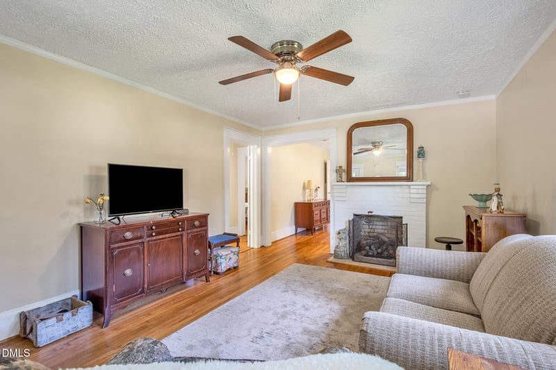 214 Virginia Ave, Fayetteville, NC 28305