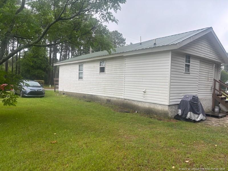 214 Waddell Dr, Fayetteville, NC 28301