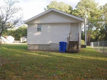 214 Waddell Dr, Fayetteville, NC 28301