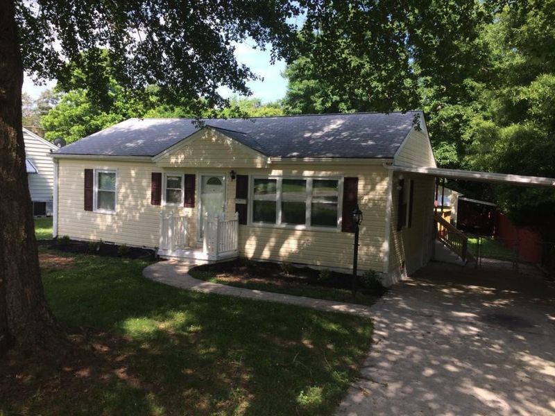 214 Watson Dr, Burlington, NC 27217