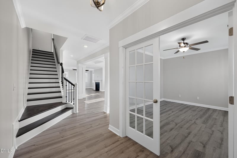 214 E Wellesley Dr, Clayton, NC 27520