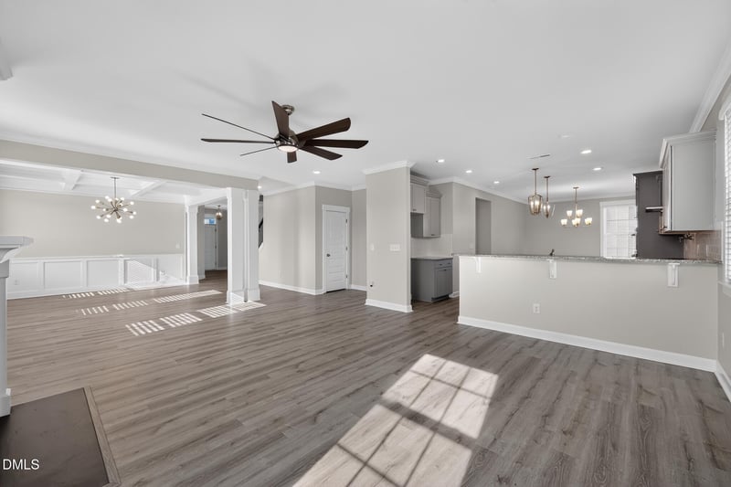 214 E Wellesley Dr, Clayton, NC 27520