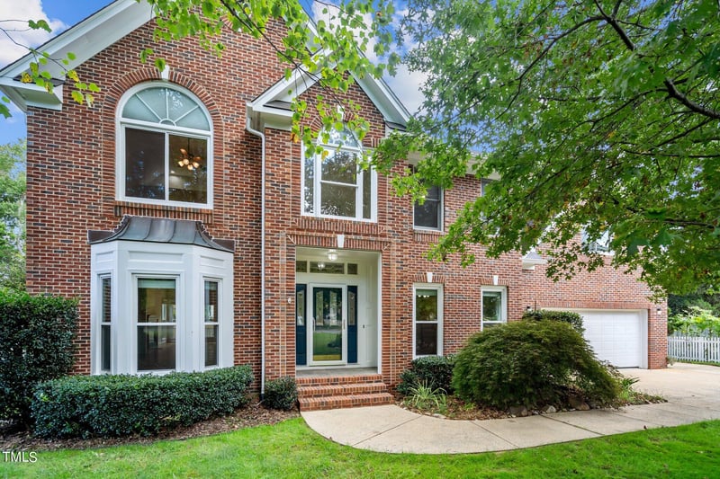 214 Windhover Dr, Chapel Hill, NC 27514