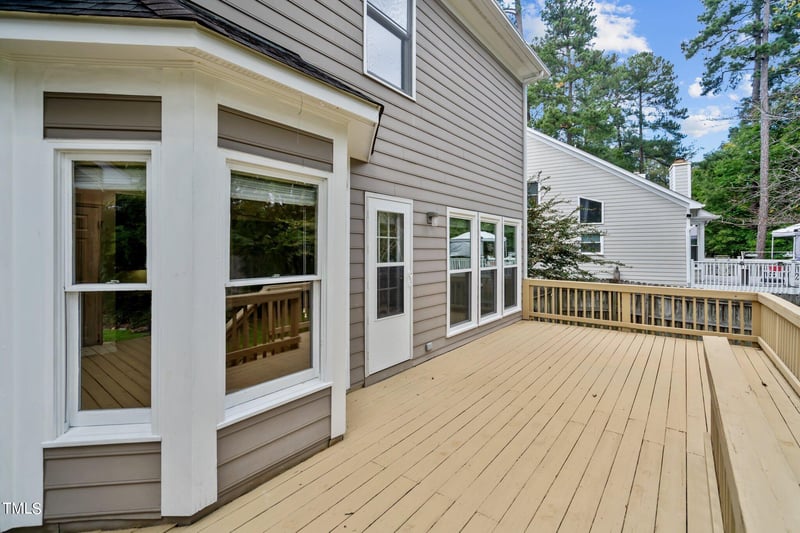 214 Windhover Dr, Chapel Hill, NC 27514