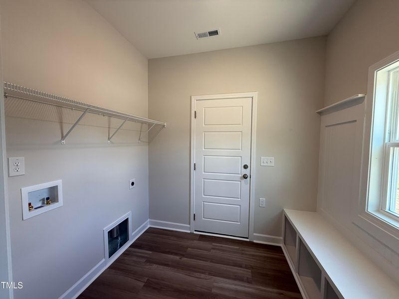 214 Yardley Dr, Smithfield, NC 27577