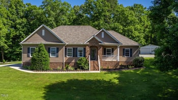 2140 Crystal Spring Ct, Haw River, NC 27258