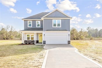 2140 Purebred Rd, Hope Mills, NC 28348