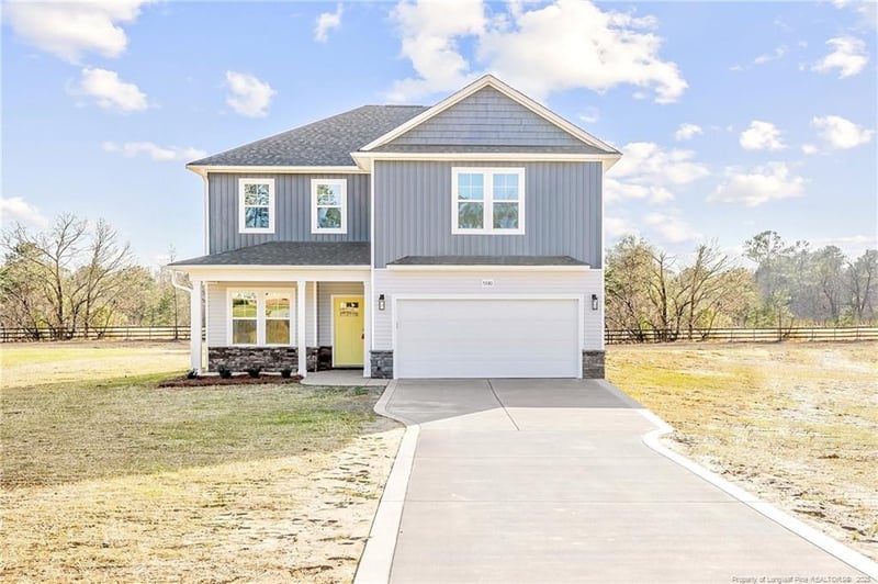 2140 Purebred Rd, Hope Mills, NC 28348