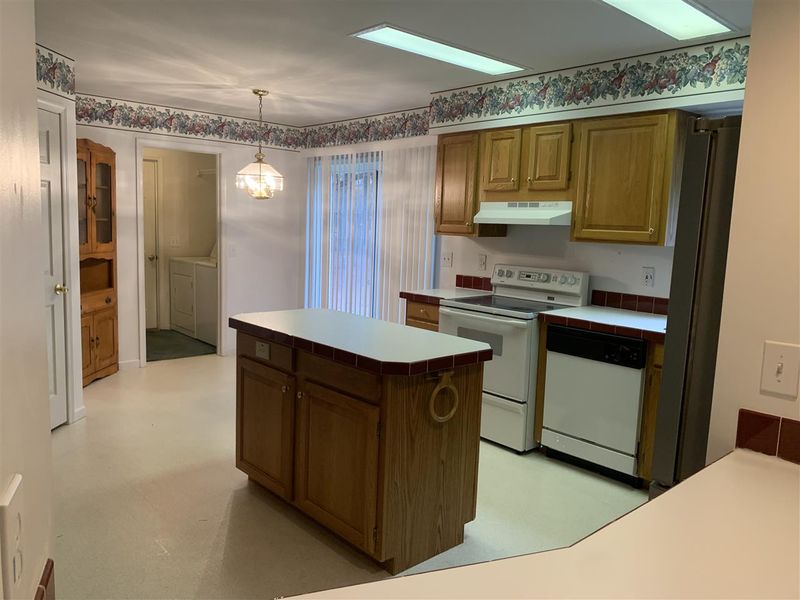 2140 Shoeheel Rd, Selma, NC 27576