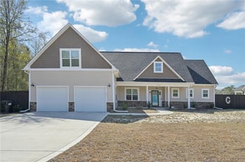 2140 Smith Rd, Hope Mills, NC 28348