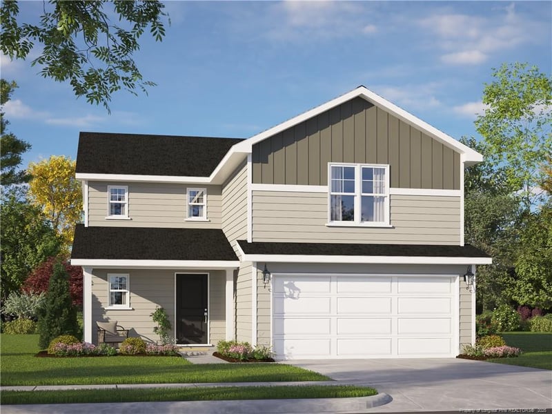 2141 Purebred Cir, Hope Mills, NC 28348