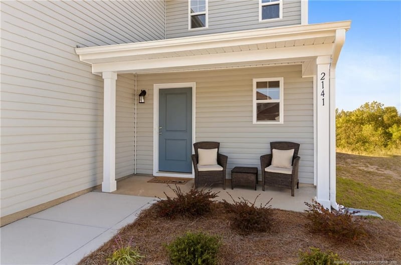 2141 Purebred Cir, Hope Mills, NC 28348