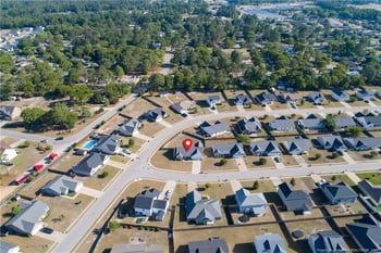 2142 Queen Elizabeth Ln, Hope Mills, NC 28348