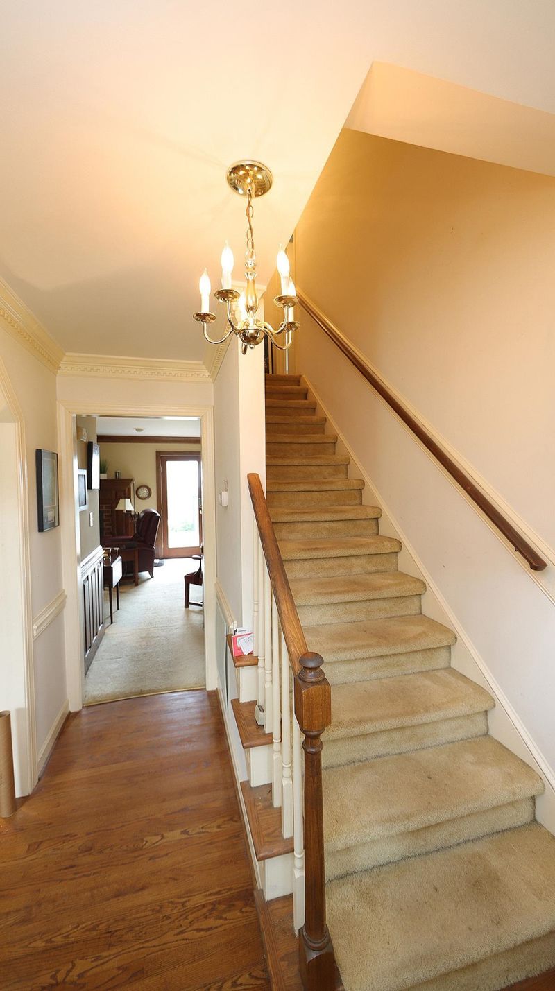 2144 Hamrick Dr, Raleigh, NC 27615