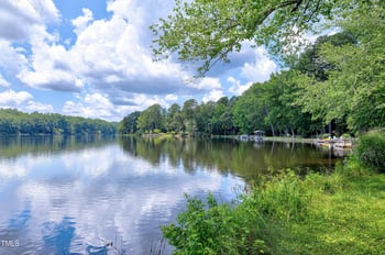 2144 Lakeshore Ct, Chapel Hill, NC 27514