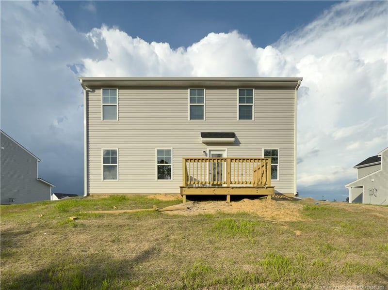 2145 Purebred Cir, Hope Mills, NC 28348