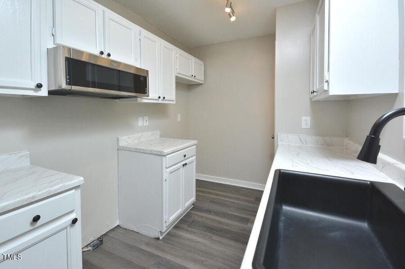 2146 Charles St #17, Durham, NC 27707