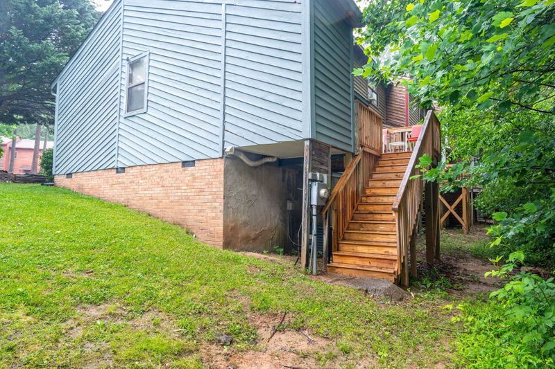 2146 Charles St #6, Durham, NC 27707