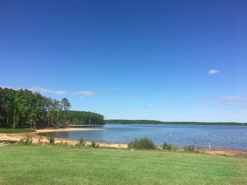 2146 Seaforth Rd, Pittsboro, NC 27312