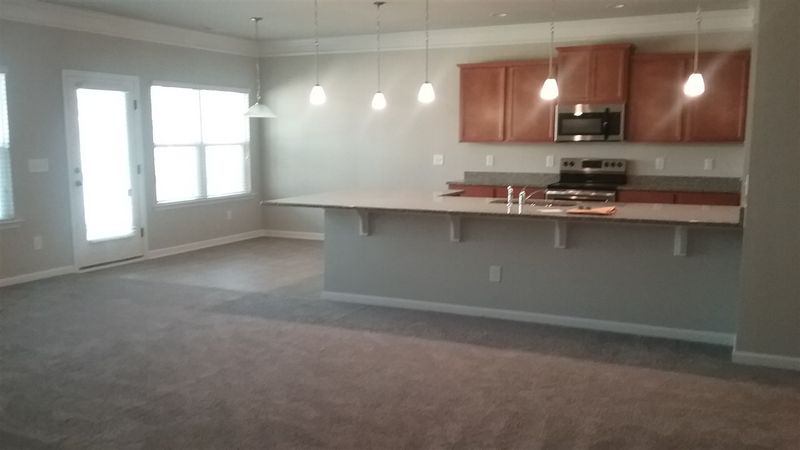 2146 Valley Dr, Clayton, NC 27520