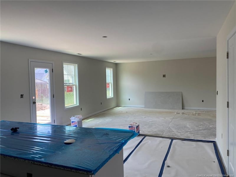 2149 Purebred Cir, Hope Mills, NC 28348