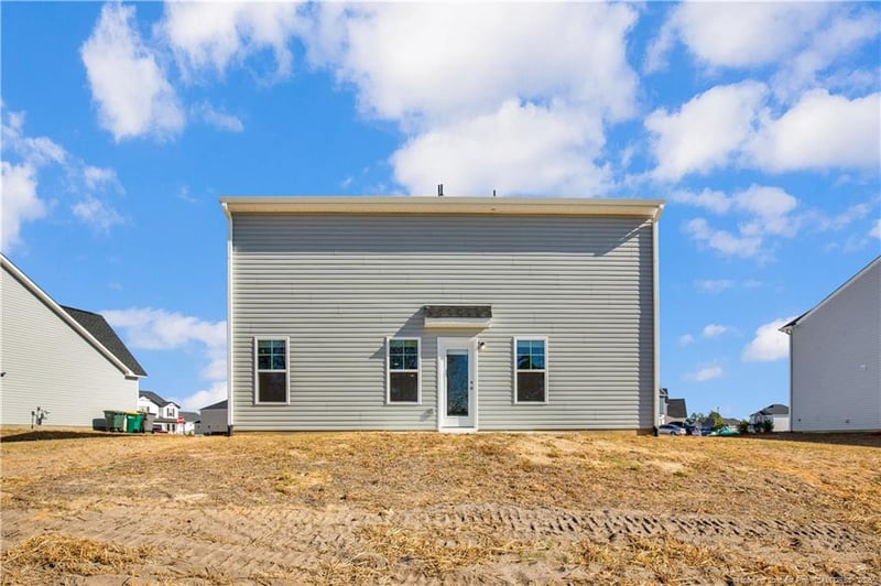 2149 Purebred Cir, Hope Mills, NC 28348