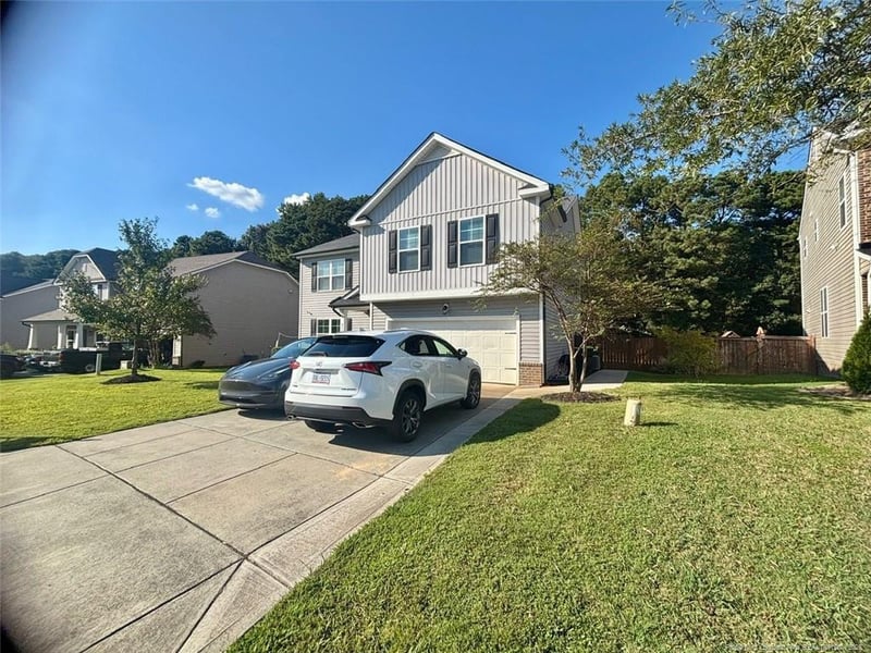 215 Ambergate Dr, Youngsville, NC 27596