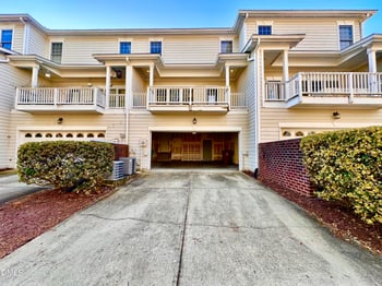 215 Anniston Ct, Cary, NC 27519