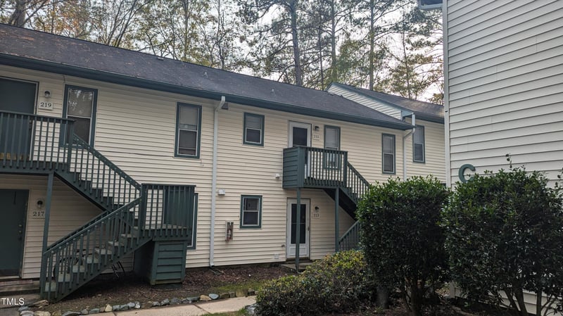 215 Ashley Forest Rd #Bldg D, Chapel Hill, NC 27514