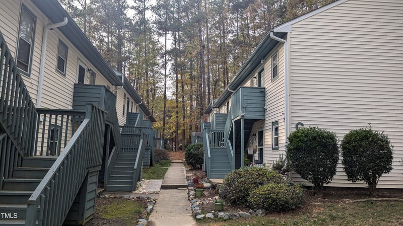 215 Ashley Forest Rd #Bldg D, Chapel Hill, NC 27514