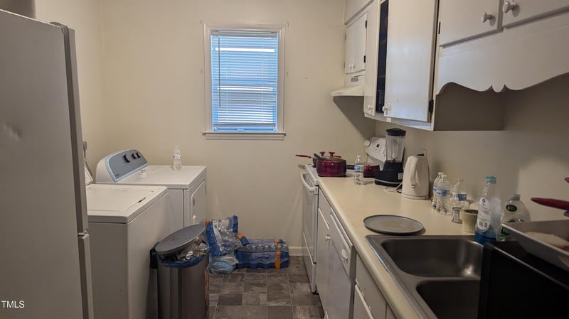 215 Ashley Forest Rd #Bldg D, Chapel Hill, NC 27514