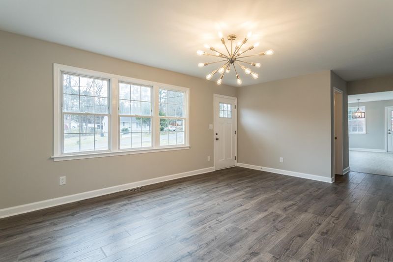 215 Breedlove Ave, Durham, NC 27703