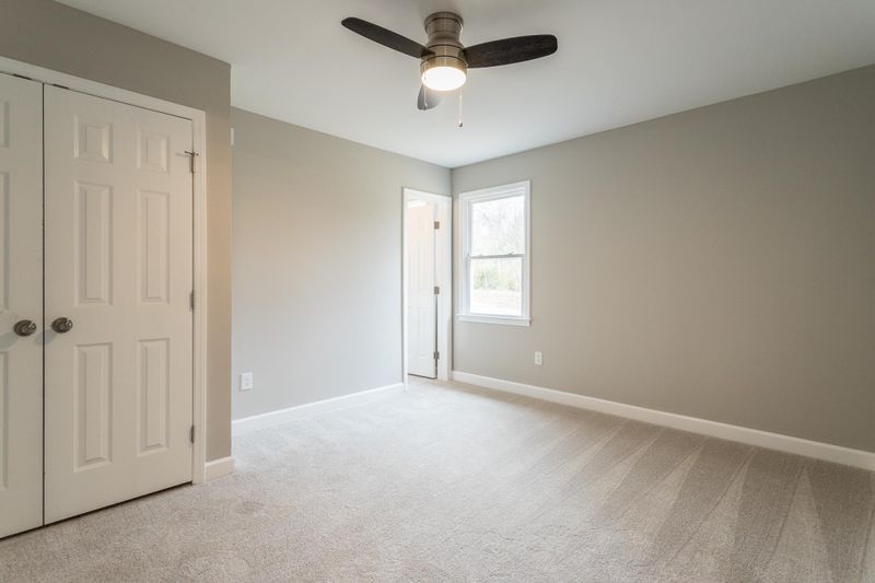 215 Breedlove Ave, Durham, NC 27703