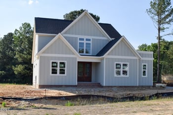 215 Broadleaf Ln, Youngsville, NC 27596