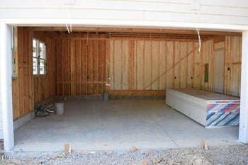 215 Broadleaf Ln, Youngsville, NC 27596