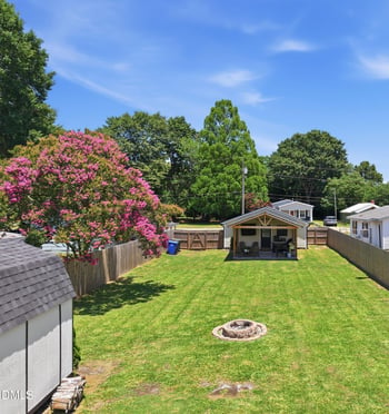 215 Brocklyn St, Benson, NC 27504