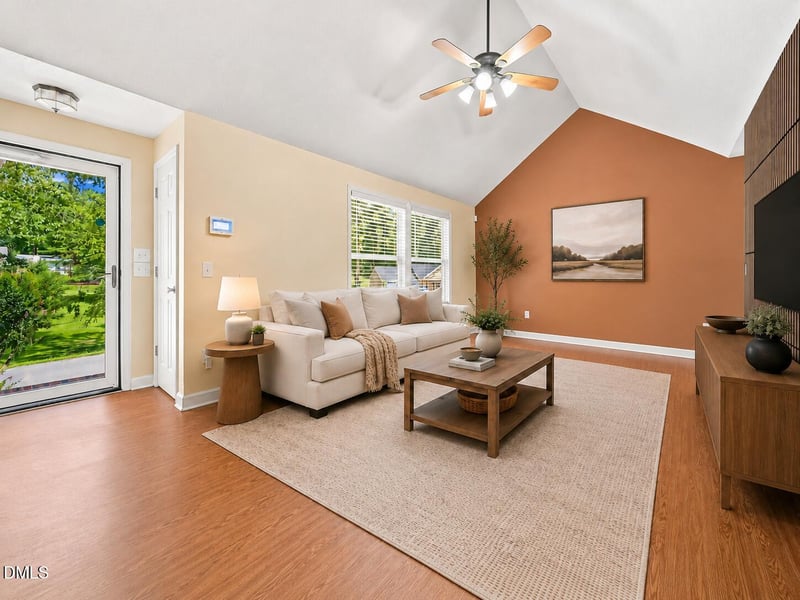 215 Brookfield Cir, Sanford, NC 27330