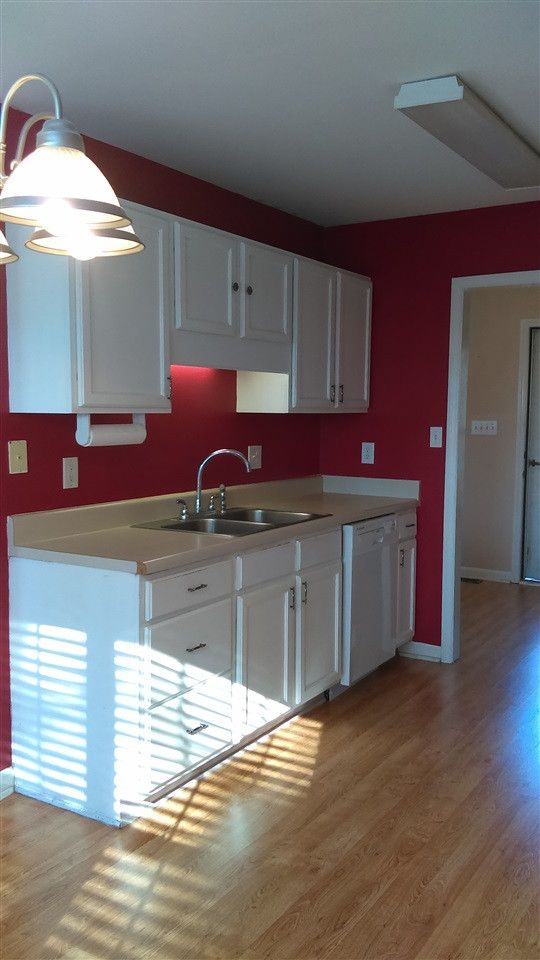 215 Cherrylaurel Dr, Youngsville, NC 27596