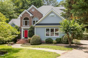 215 Collinson Dr, Chapel Hill, NC 27514