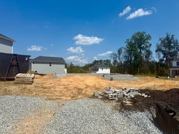 215 Drayton Hall Ln, Sanford, NC 27330